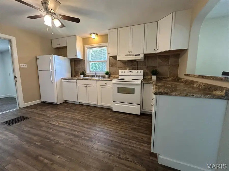 705 Clay Street, Washington, MO 63090 - #2