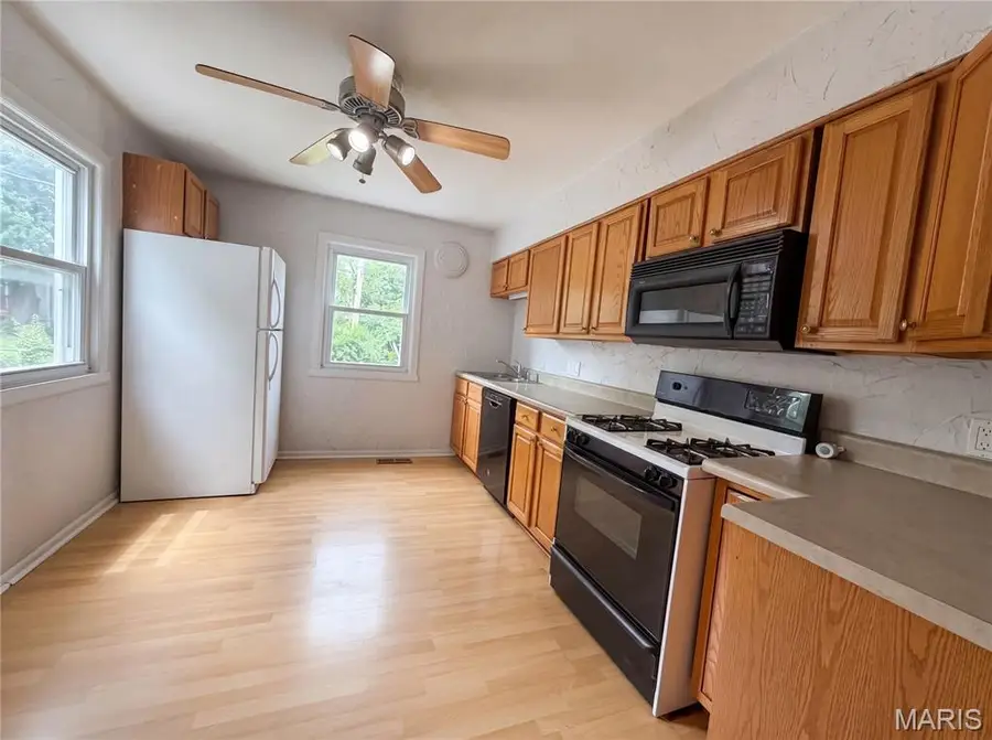 1 Winstead Place, Florissant, MO 63031 - #2