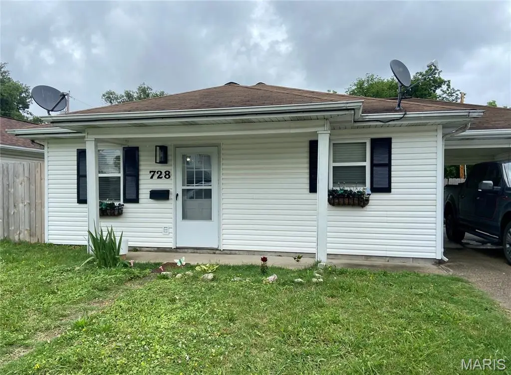 728 N Locust, Dexter, MO 63841 - #1