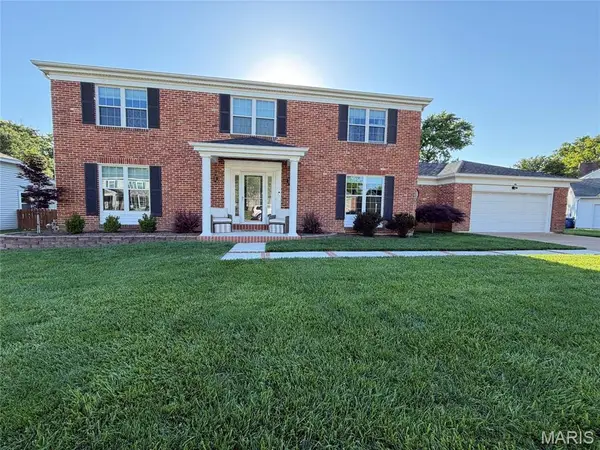 2117 Woodlet Park Drive, Chesterfield, MO 63017