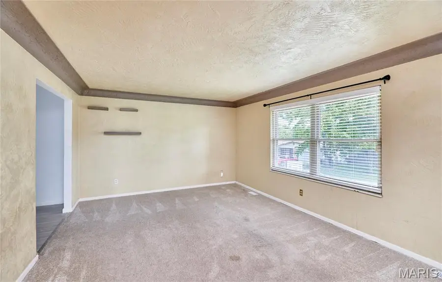22 Heather Drive, Saint Peters, MO 63376 - #2