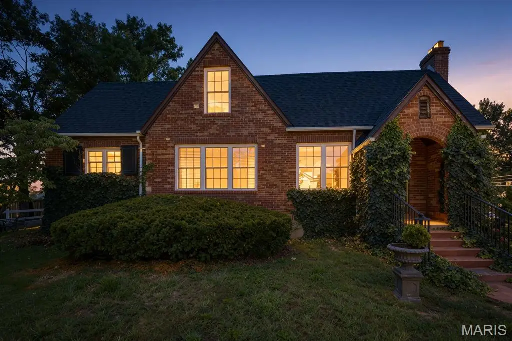 402 S 5th Street, De Soto, MO 63020 - #1