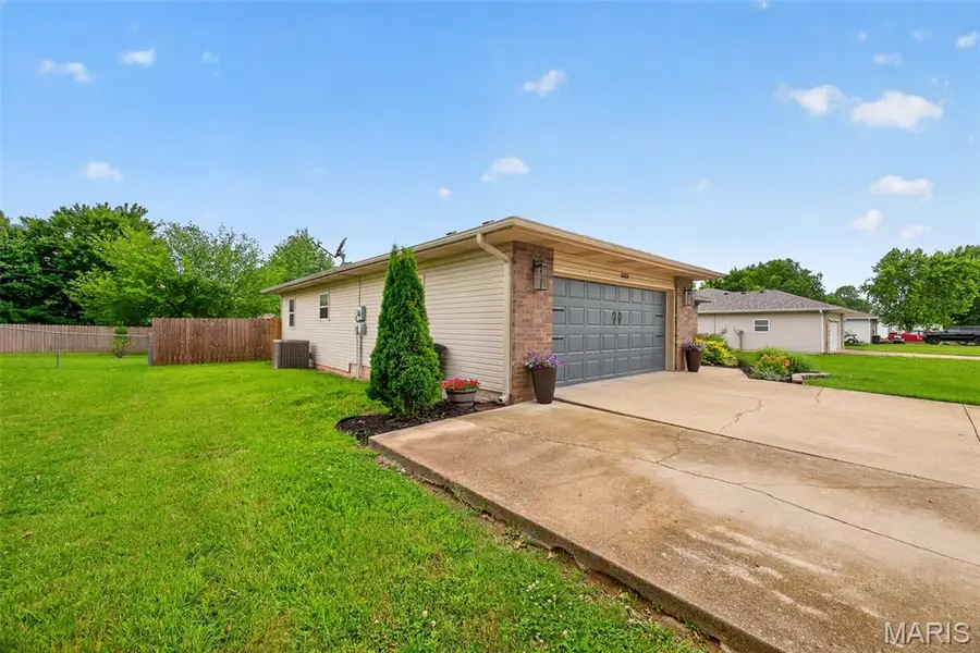 1533 Ryan Street, Lebanon, MO 65536 - #3