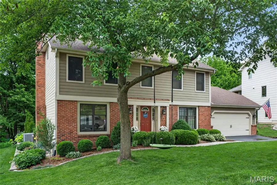12143 Bent Brook Road, Des Peres, MO 63122 - #2