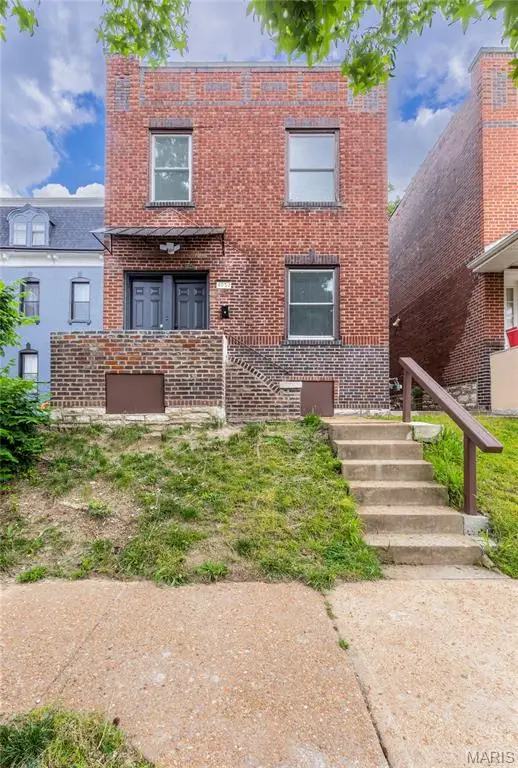 4052 Nebraska Avenue, Saint Louis, MO 63118 - #2