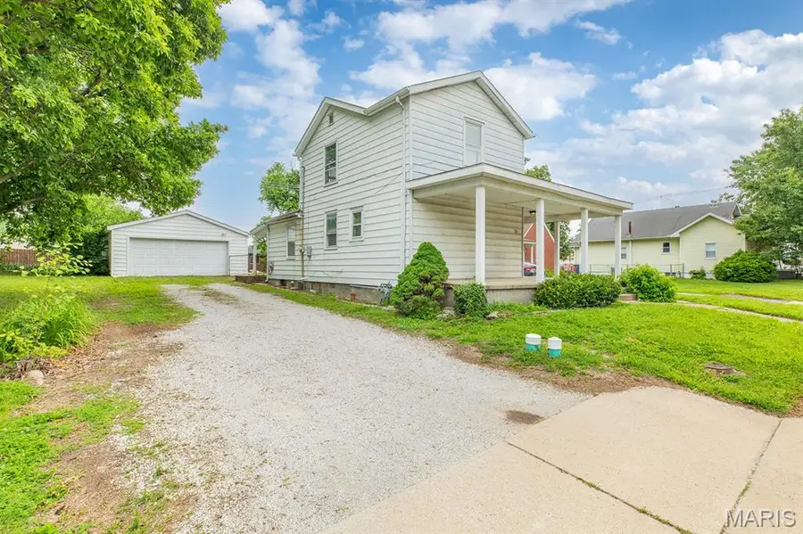 116 W Corbin Street, Bethalto, IL 62010 - #3