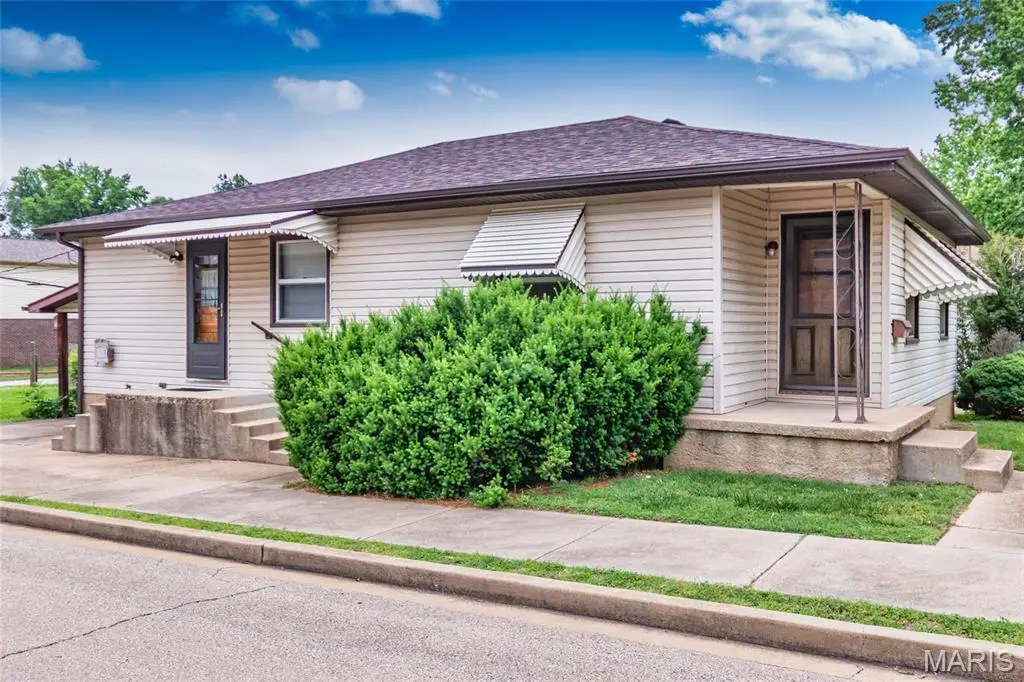 211 10th Street, Crystal City, MO 63019 - #1