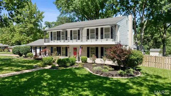 838 Winesap Lane, Kirkwood, MO 63122