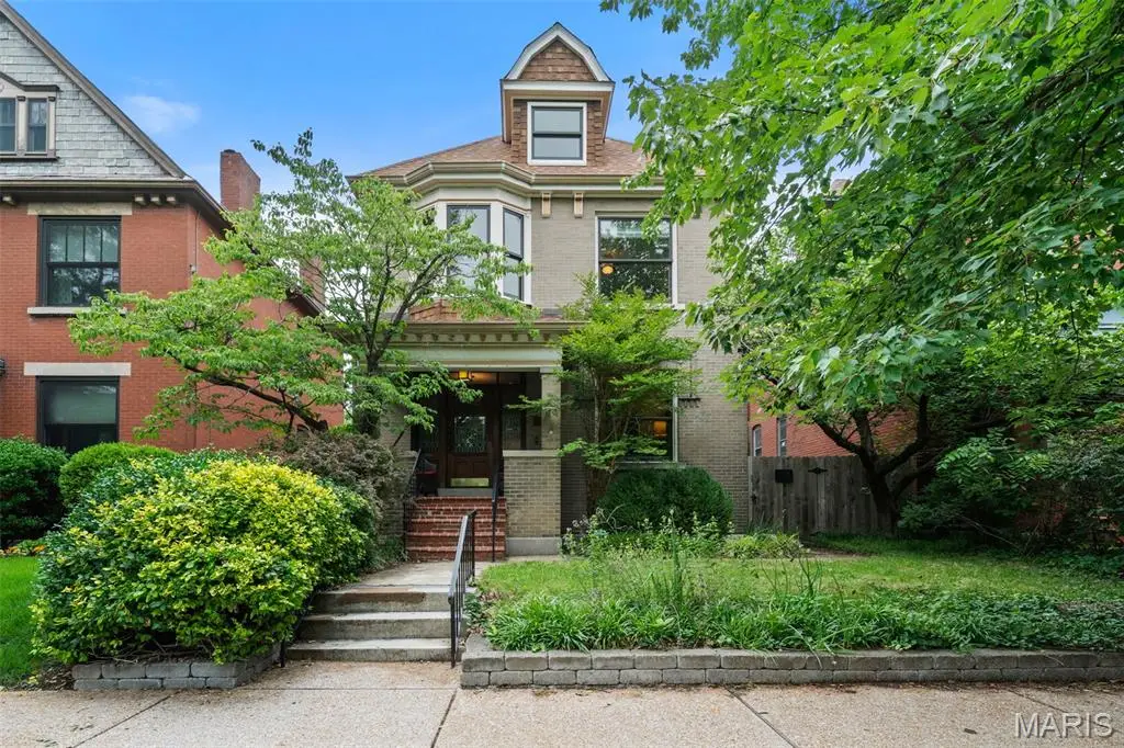 3655 Hartford Street, Saint Louis, MO 63116 - #1