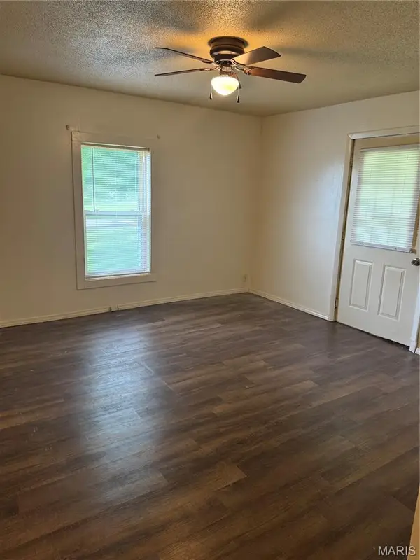 204 E Blue Bird Lane, Leasburg, MO 65535