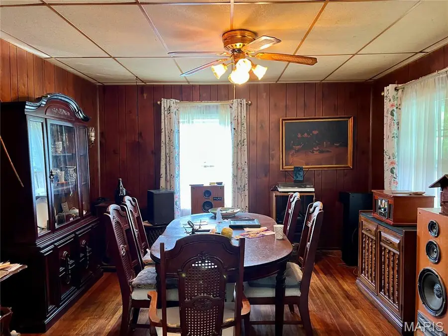 8210 Buchanan Avenue, Saint Louis, MO 63114 - #2