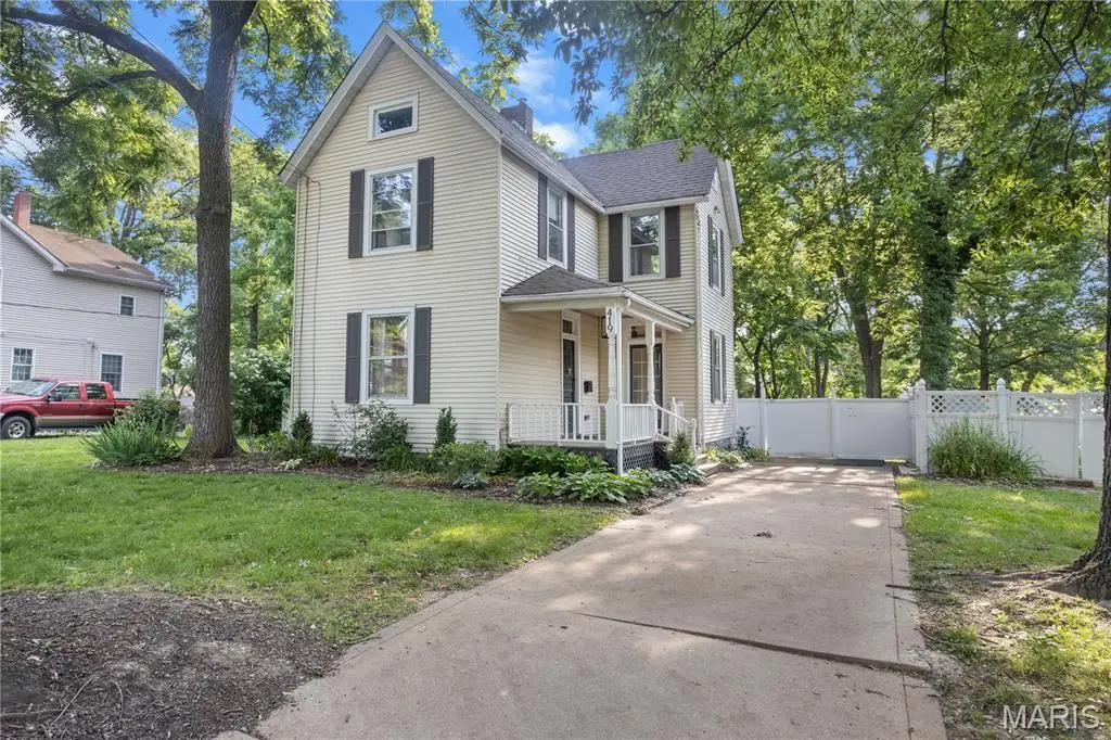 419 S Van Buren Avenue, Kirkwood, MO 63122 - #1