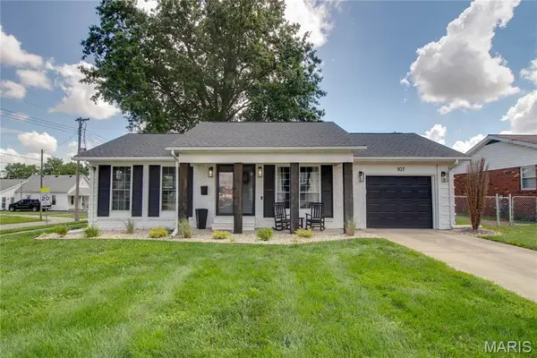 107 Pleasant Street, Jerseyville, IL 62052