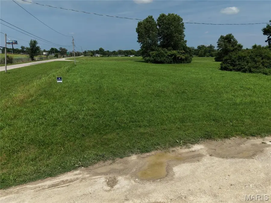 810 S 51st Street, Centreville, IL 62207 - #2