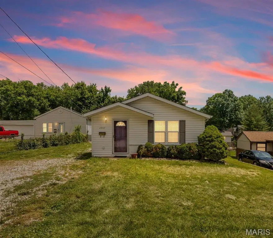 2307 Birch Street, Alton, IL 62002 - #1