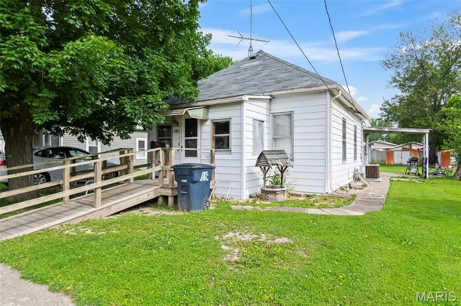 615 E Buchanan Street, Litchfield, IL 62056 - #3
