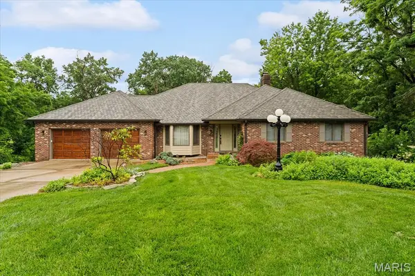106 Suzanne Court, Edwardsville, IL 62025