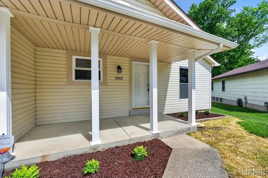 2463 Village Glen Court, Maryland Heights, MO 63043 - #2