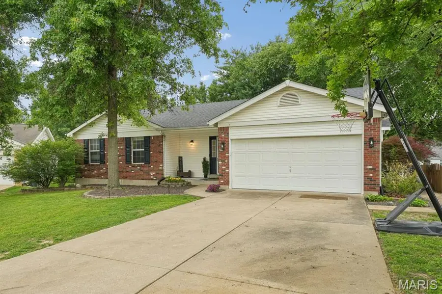 207 Flynn Court, Saint Peters, MO 63376 - #2