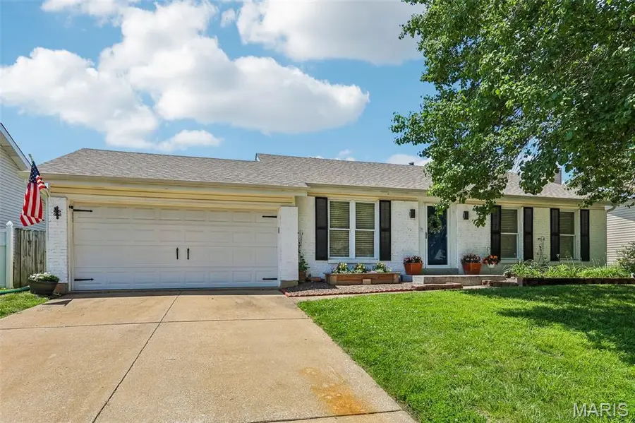 547 Schrader Farm Drive, Saint Peters, MO 63376 - #2