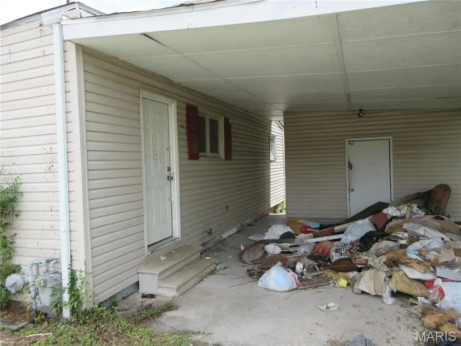 108 E Elm, West Frankfort, IL 62896 - #3