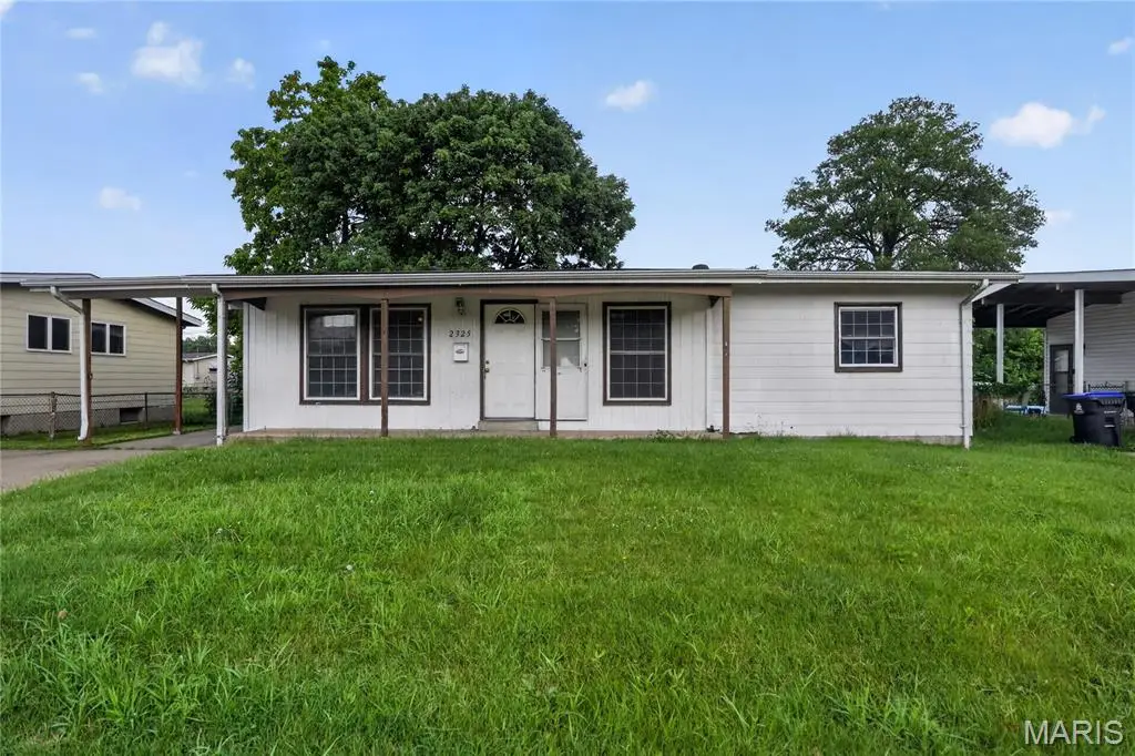 2325 Patterson Road, Florissant, MO 63031 - #1