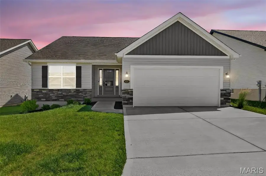 833 Cedarwood Drive, Moscow Mills, MO 63362 - #2