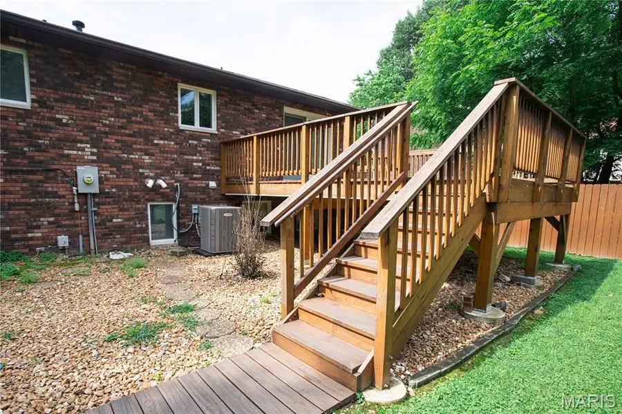 402 Camelot Drive, Collinsville, IL 62234 - #3