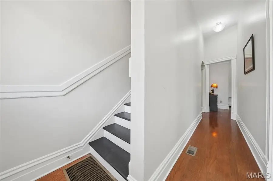 2701 Ann Avenue, Saint Louis, MO 63104 - #2