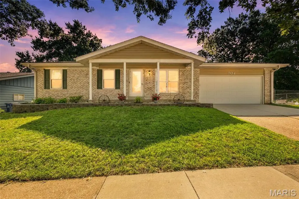 704 Rockshire Drive, Fenton, MO 63026 - #1
