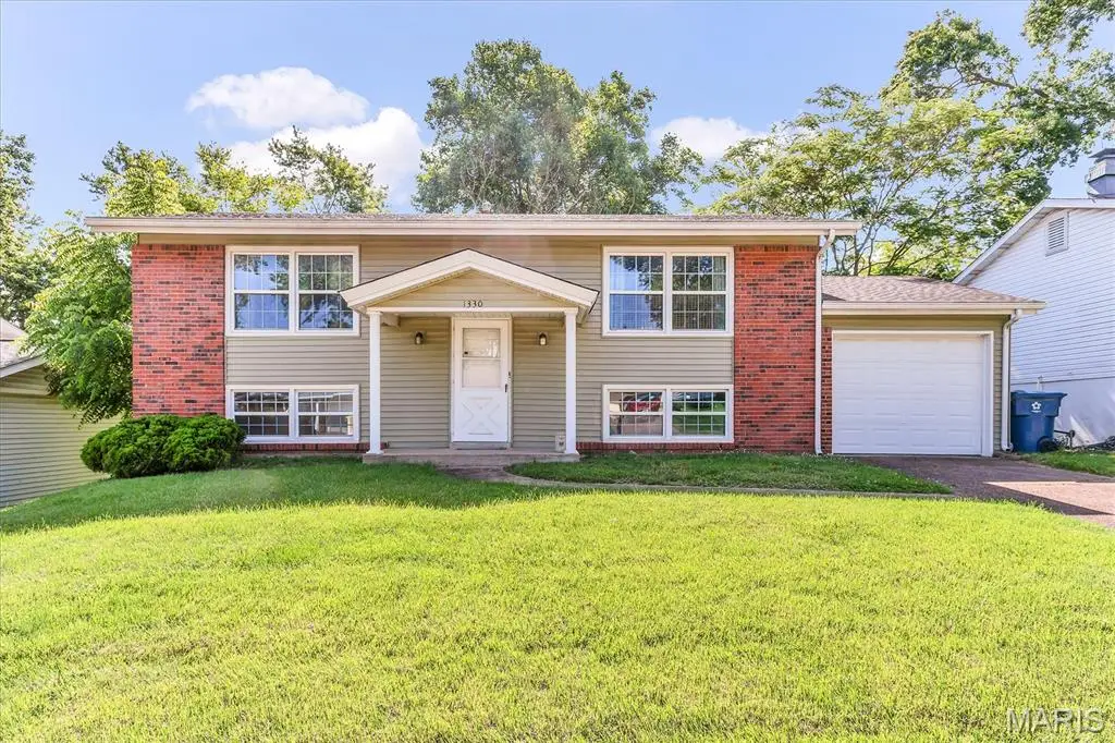 1330 Glenmeade Drive, Maryland Heights, MO 63043 - #1