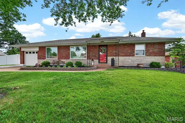 10020 Jeffleigh Lane, St Louis, MO 63123
