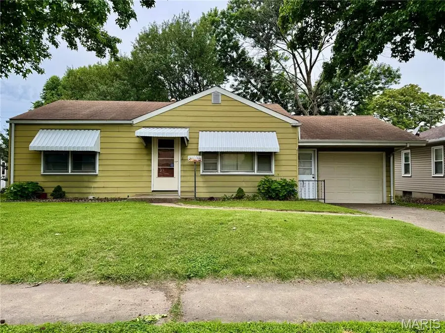 2925 Wayne Avenue, Granite City, IL 62040 - #2