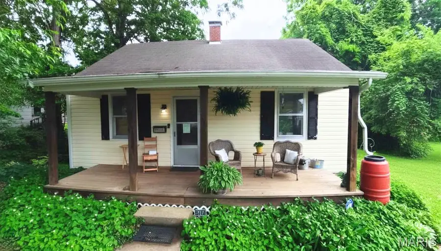 317 Roosevelt Street, Lebanon, IL 62254 - #2
