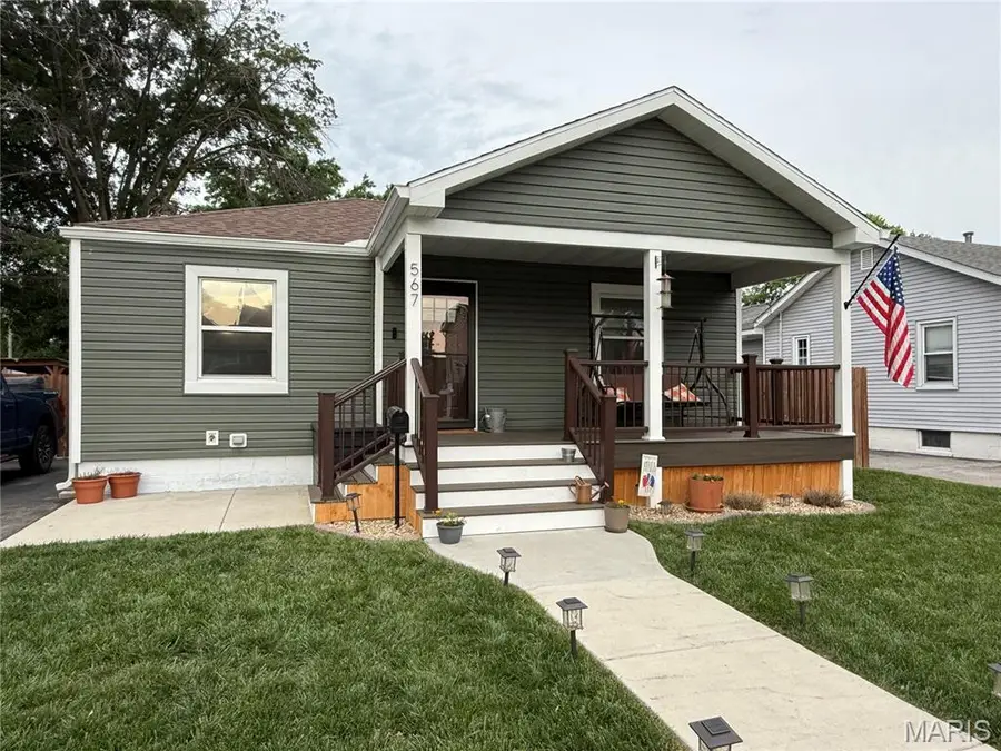 567 10th Street, Wood River, IL 62095 - #2