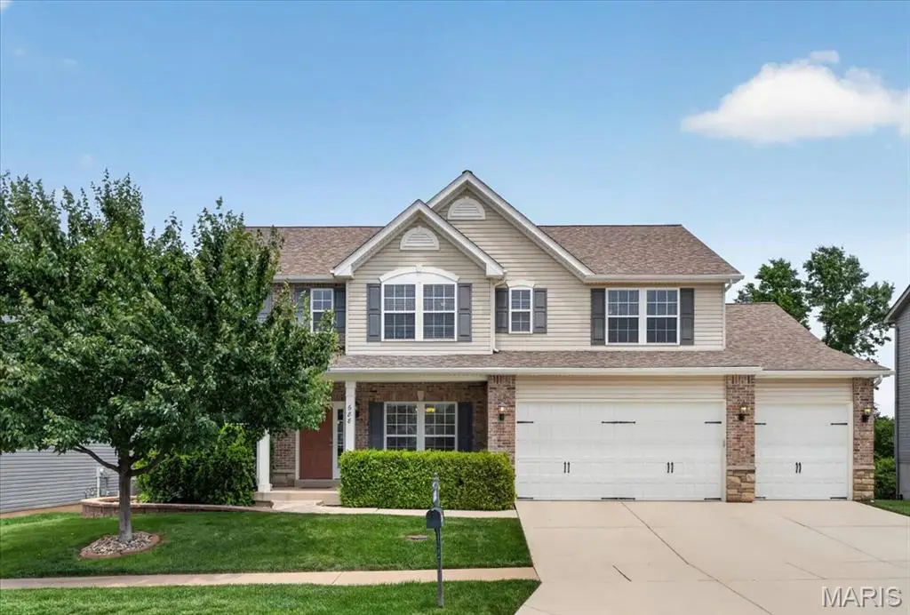 688 Stoney Creek Lane, Ballwin, MO 63021 - #1