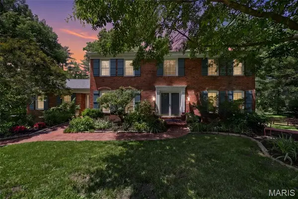 29A Chapel Hill Estates Drive, Town and Country, MO 63131