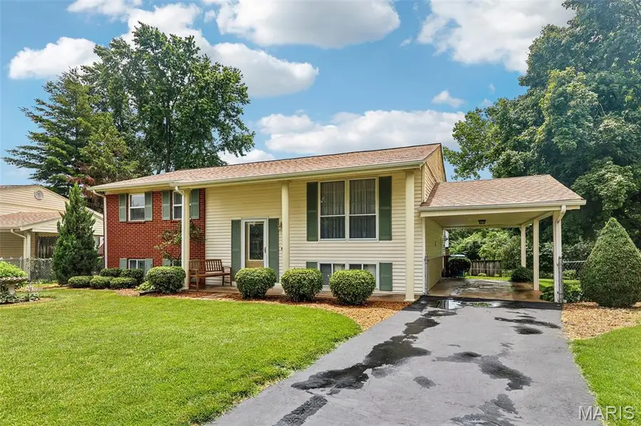 11906 Flushing Drive, Maryland Heights, MO 63043 - #3