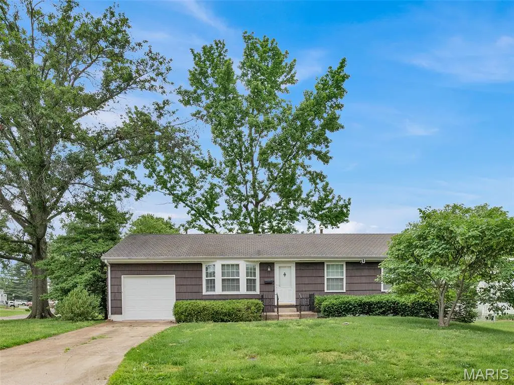 7161 Val Brook Lane, Affton, MO 63123 - #1