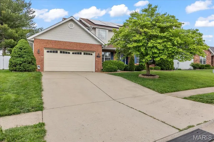 1330 Illini Drive, Ofallon, IL 62269 - #2