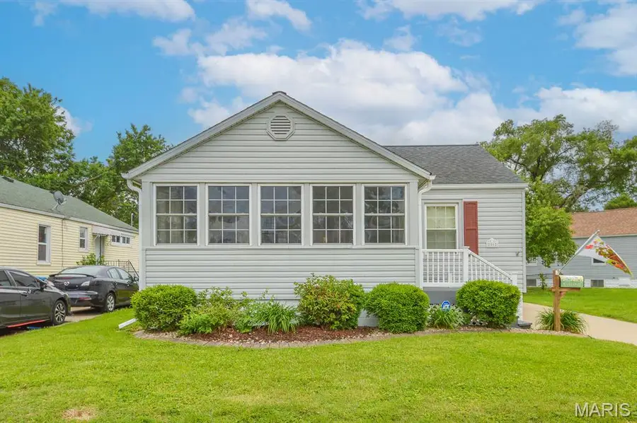 2502 E 28th Street, Granite City, IL 62040 - #2