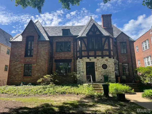 7530 Oxford Drive, Clayton, MO 63105