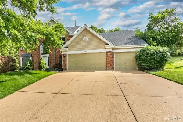 18165 Bent Ridge Drive, Wildwood, MO 63038