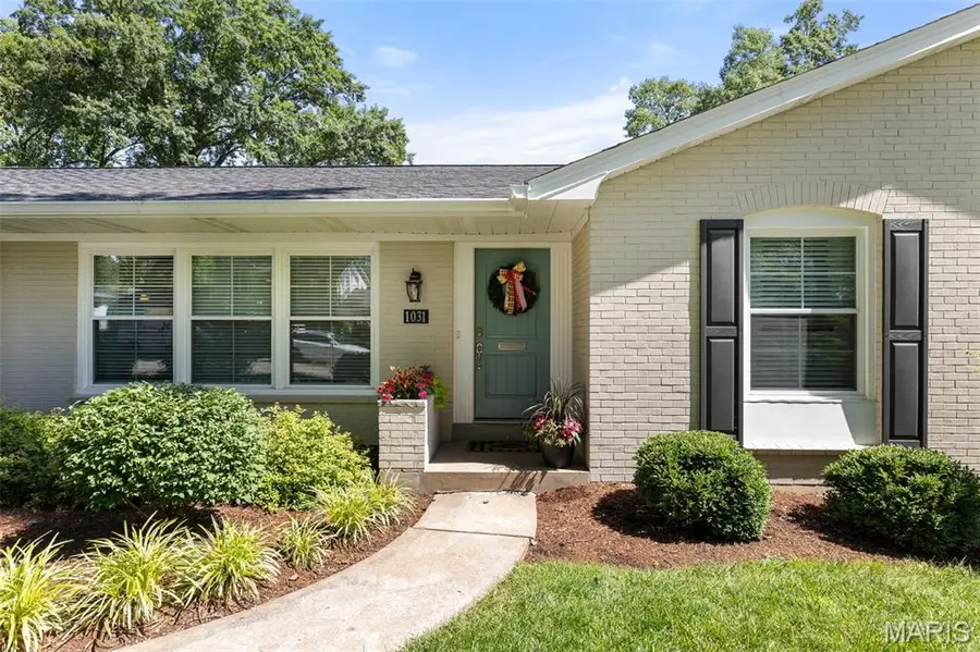 1031 Dovergate Drive, Kirkwood, MO 63122 - #3