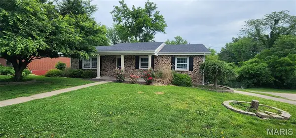16 Gemini Drive, Hannibal, MO 63401