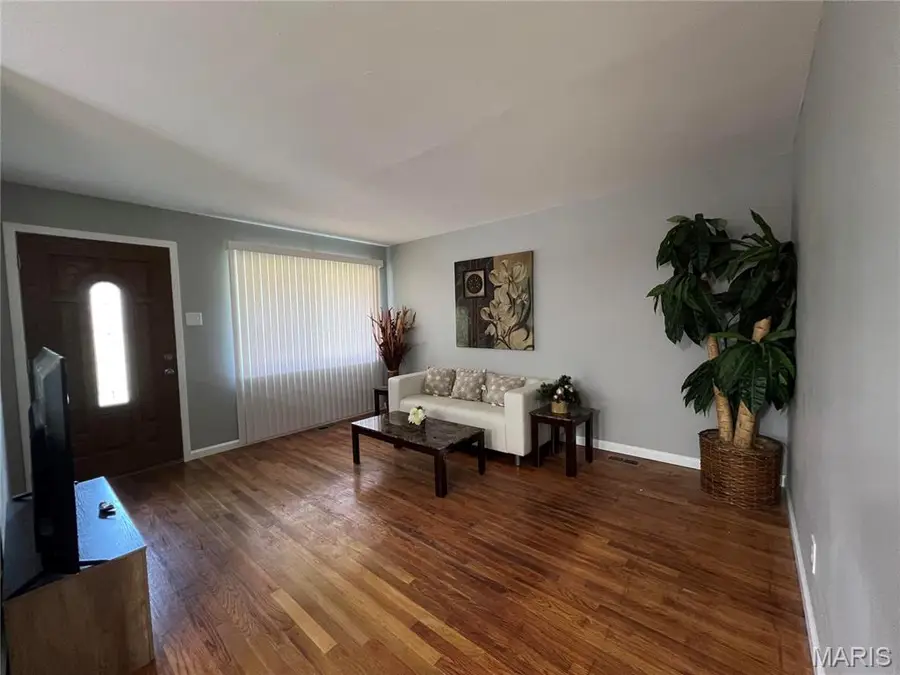 1181 Belrue Avenue, University City, MO 63130 - #2