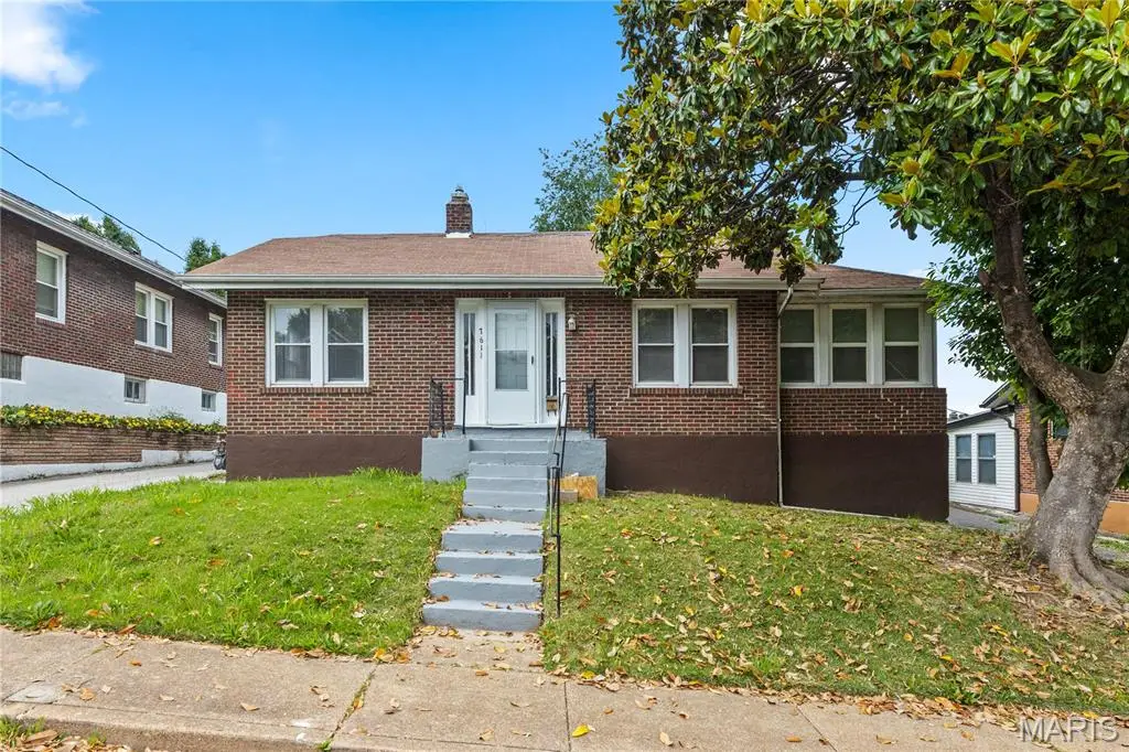 7611 San Diego Avenue, Saint Louis, MO 63121 - #1