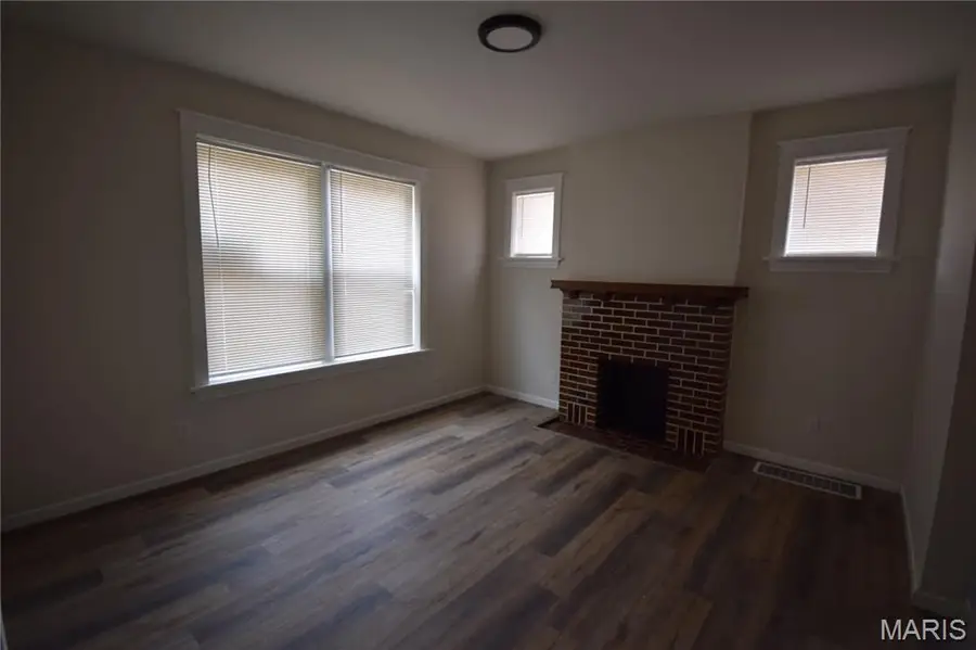 3946 Minnesota Avenue, Saint Louis, MO 63118 - #3