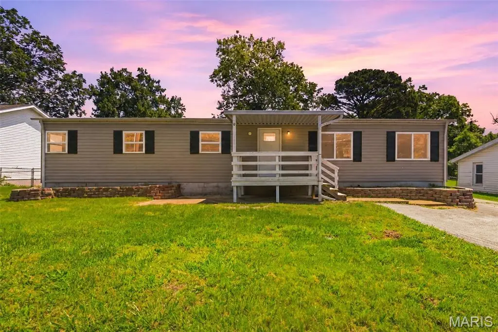 156 Hogan Avenue, Pacific, MO 63069 - #1