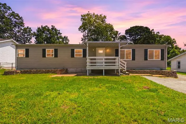 156 Hogan Avenue, Pacific, MO 63069